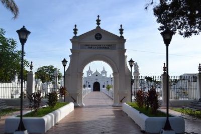 https://www.funerariadeguardia.es/almacen/noticias/img_cementerio.jpg