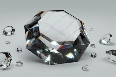 https://www.funerariadeguardia.es/almacen/noticias/img_diamond11861391280.jpg