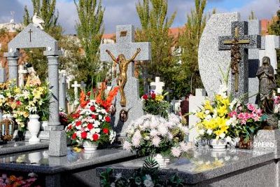 https://www.funerariadeguardia.es/almacen/noticias/img_funeraria_de_guardia_tanatorio_entierro_n_33.jpg