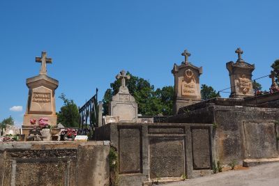 https://www.funerariadeguardia.es/almacen/noticias/img_graves15217471280.jpg