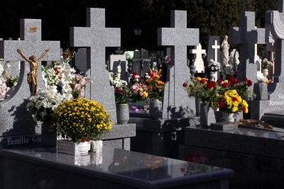 https://www.funerariadeguardia.es/almacen/noticias/img_n56_funeraria_de_guardia_tanatorio_entierro.jpg