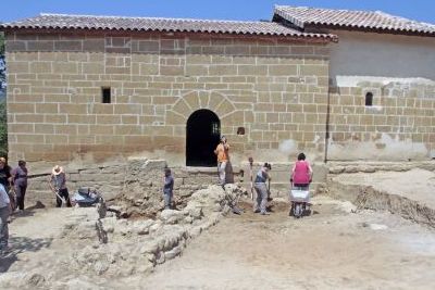 https://www.funerariadeguardia.es/almacen/noticias/img_n_63_necropolis_funeraria_de_guardia_tanatorio.jpg
