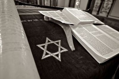 https://www.funerariadeguardia.es/almacen/noticias/img_starofdavid4583721280.jpg